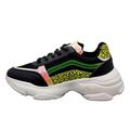 Sorte og grønne sneakers med chunky sål.